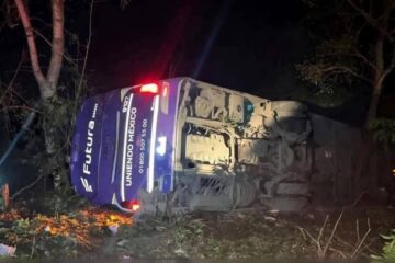 Tragedia carretera en Hidalgo: volcadura de autobús deja cinco muertos y 27 heridos