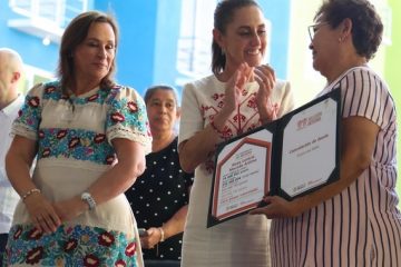 Sheinbaum encabeza entrega de 200 viviendas del Infonavit en Veracruz