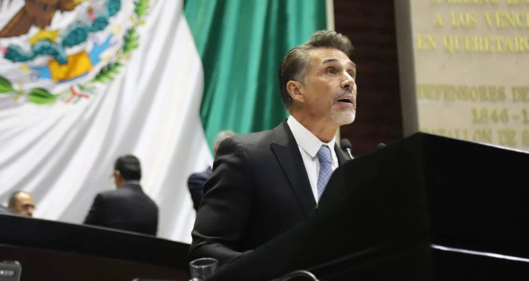 Sergio Mayer deja tirada la diputación; participará en La Casa de los Famosos Sergio Mayer deja tirada la diputación; participará en La Casa de los Famosos