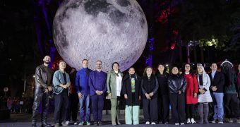 La Jefa de Gobierno convierte Paseo de la Reforma en corredor de arte y luz, con el Festival FILUX La Jefa de Gobierno convierte Paseo de la Reforma en corredor de arte y luz, con el Festival FILUX