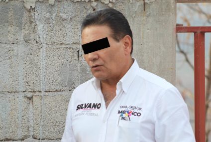 Giran orden de aprehensión contra Silvano Aureoles