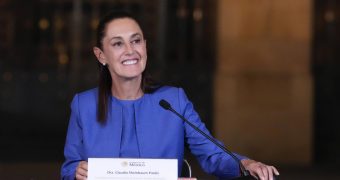 Sheinbaum anuncia decreto para crear el Servicio Universal de Salud; del 13 al 30 de abril inicia credencialización de personas de 85 años