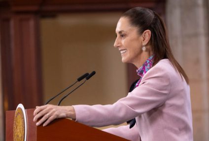 Tren Suburbano pasa de manos de privados al pueblo de México; Sheinbaum.