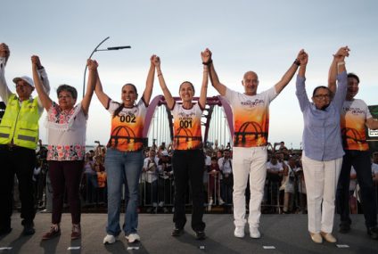 Sheinbaum inaugura Puente Vehicular Nichupté en Cancún, Quintana Roo